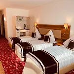 Luna 4* Offenbach am Main