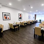 Luna Otel