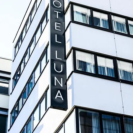 Luna 4*