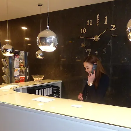 Luna 4* Offenbach am Main