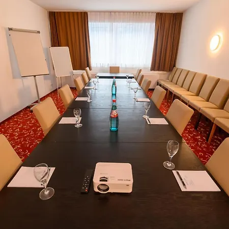 Luna 4* Offenbach am Main