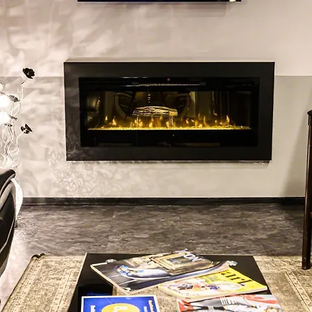 Luna 4* オッフェンバッハ